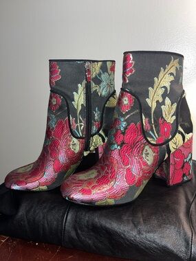 Marc Fisher Black Ankle Boots with Red Floral Embroidery